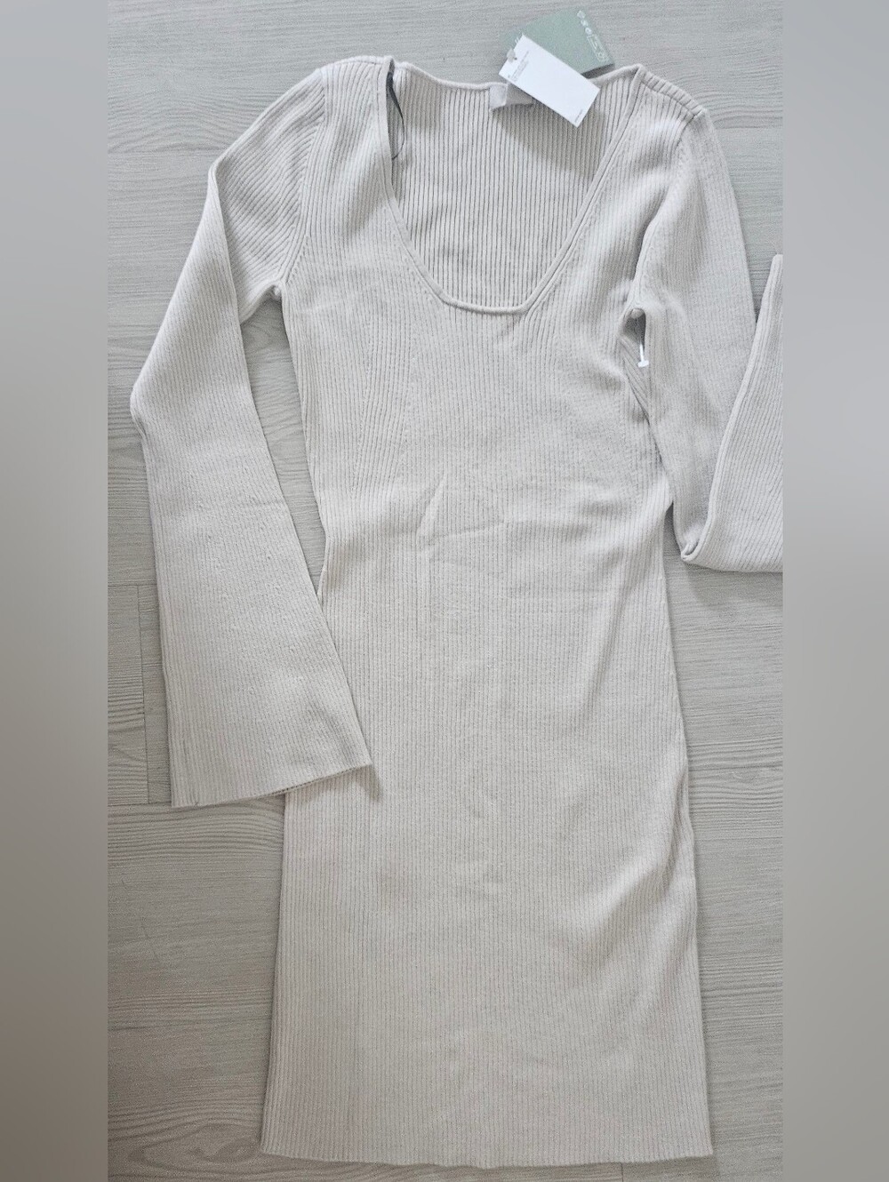 H&M Ribbed Scoop-Neck Long Sleeve Dress - Light Cream